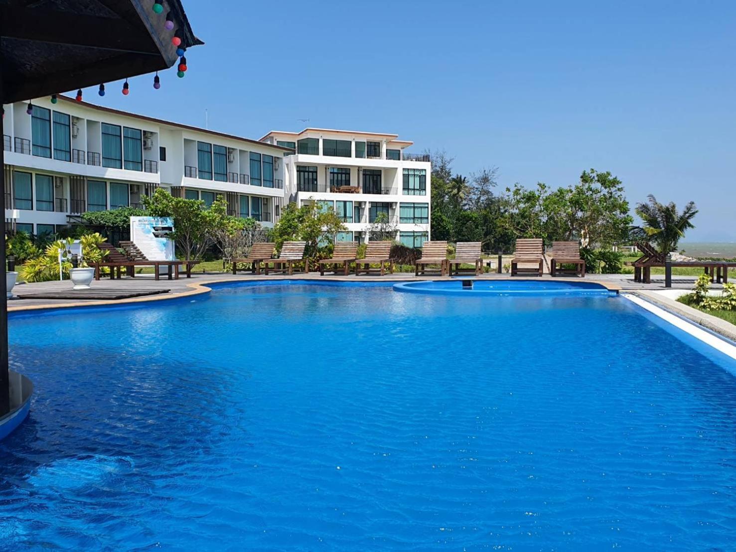 The Beach Resort & Residence - Sha Plus Pathiu Экстерьер фото